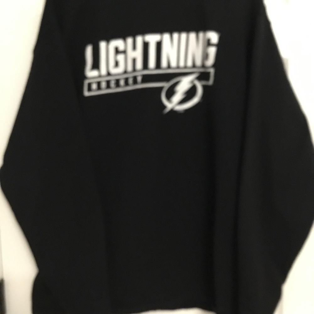 Official NHL Tampa Bay Lightning Long Sleeve T-shirt  XXL BLACK